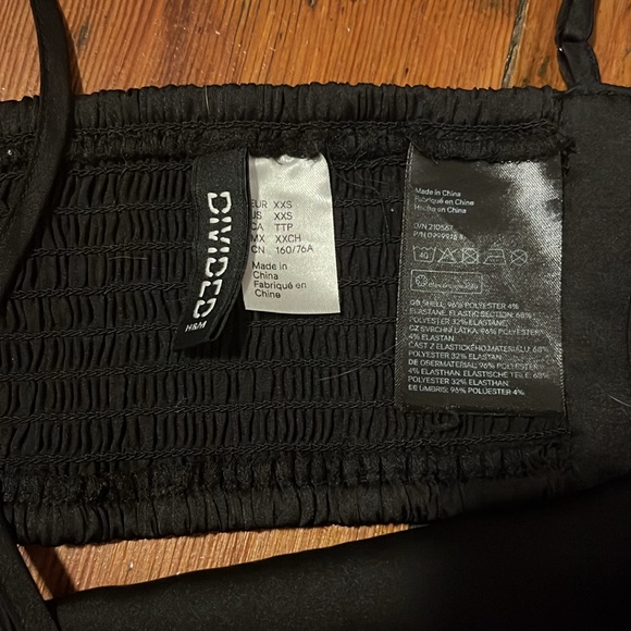 H&M Bandana Top - Picture 2 of 2